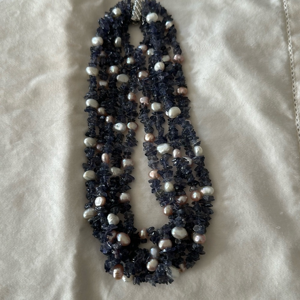 Amethyst & Freshwater Pearl necklace